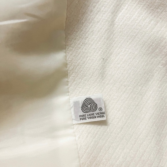 80s Vintage Cream Wool 2 Piece Set Blazer and Skirt - Picture 2 of 5